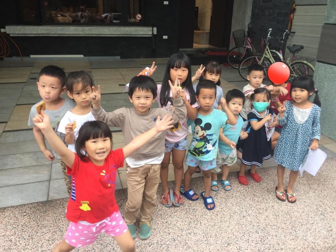Childlike Innocence Homestay Hualien Extérieur photo